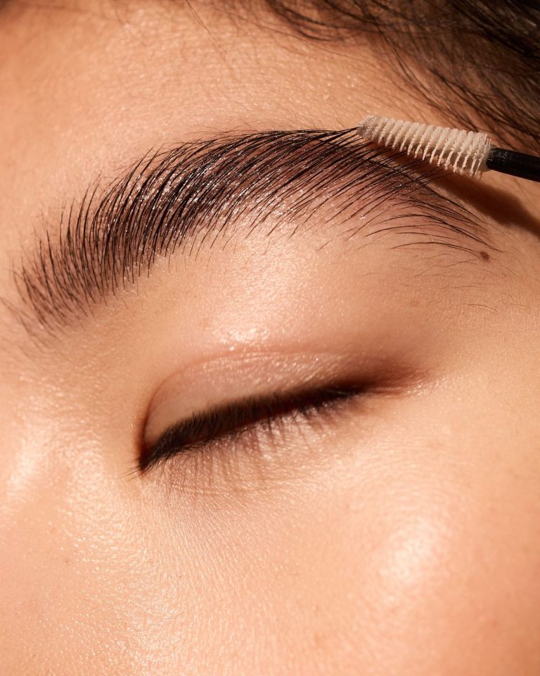 How to Develop a Private Label eyeBrow Gel Brand: Guide for Beauty Entrepreneurs
