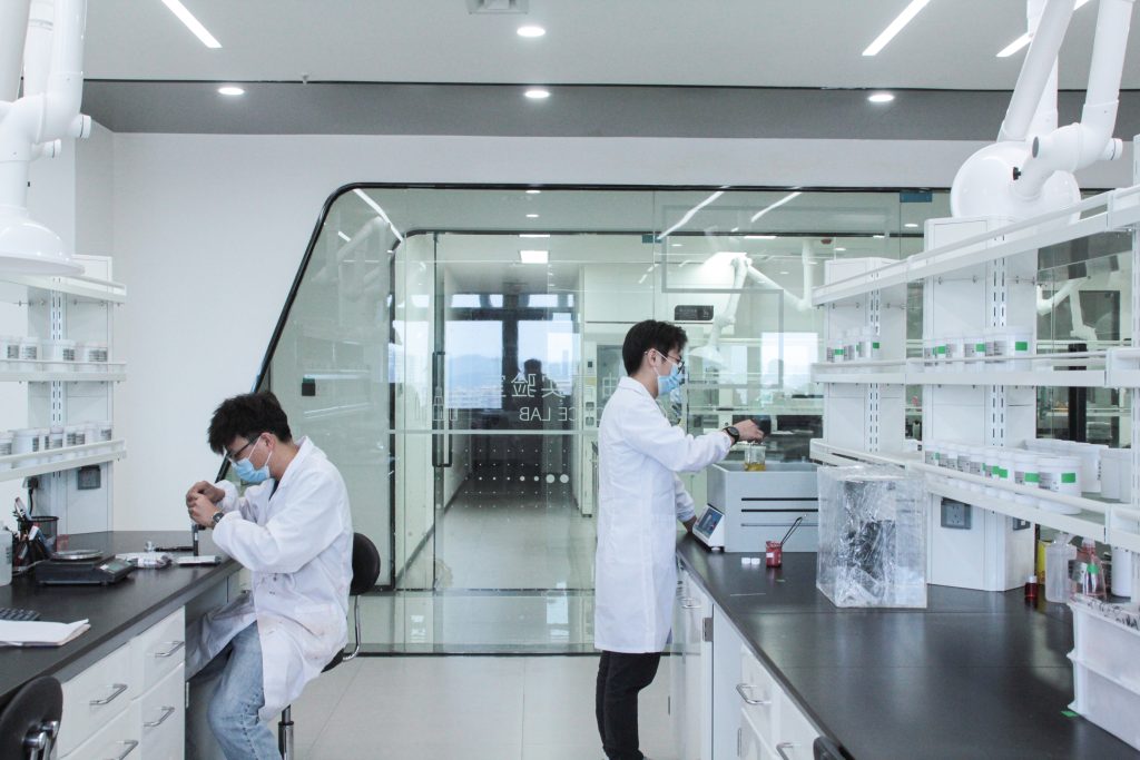 color Cosmetics manufacture